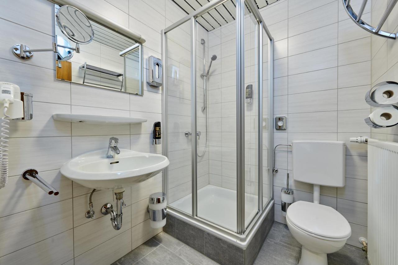 Hotel Giamas Straubing Esterno foto